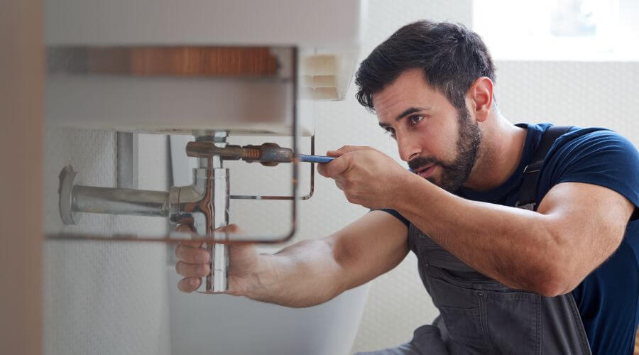 Expert burst pipe repair services in New Boston, MI